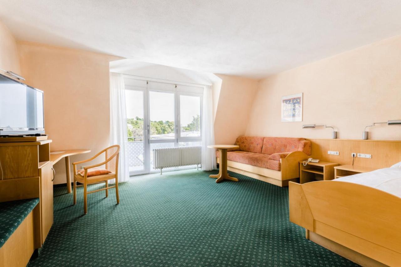 Bike- Und Ferienhotel Freiburg Merzhausen Екстер'єр фото